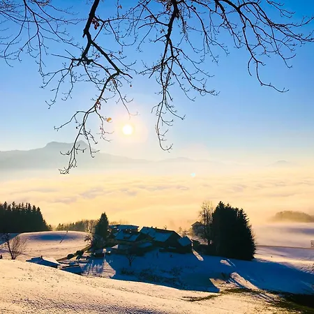 Bio Gesundheitshof Daxinger Κατάλυμα σε φάρμα Mondsee
