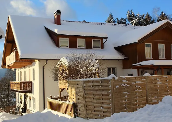 Bio Gesundheitshof Daxinger Фермерский дом