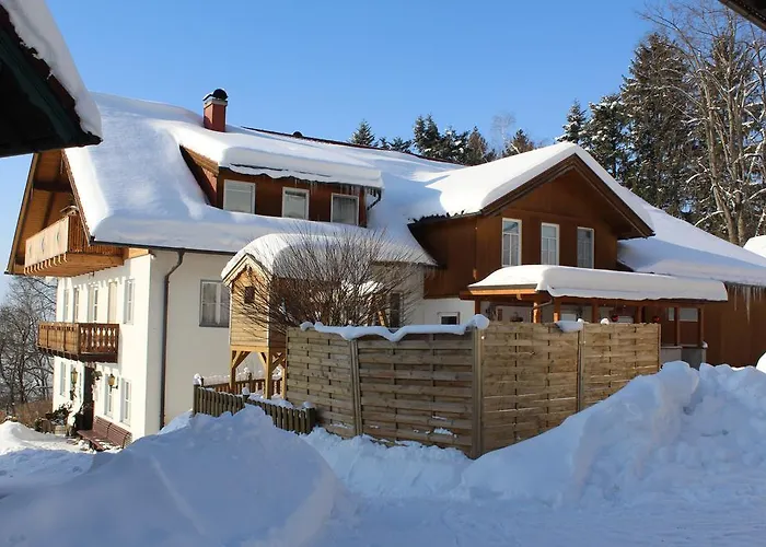 Bio Gesundheitshof Daxinger Фермерский дом Мондзее