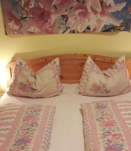 Bio Gesundheitshof Daxinger مزرعة للإقامة موندزي